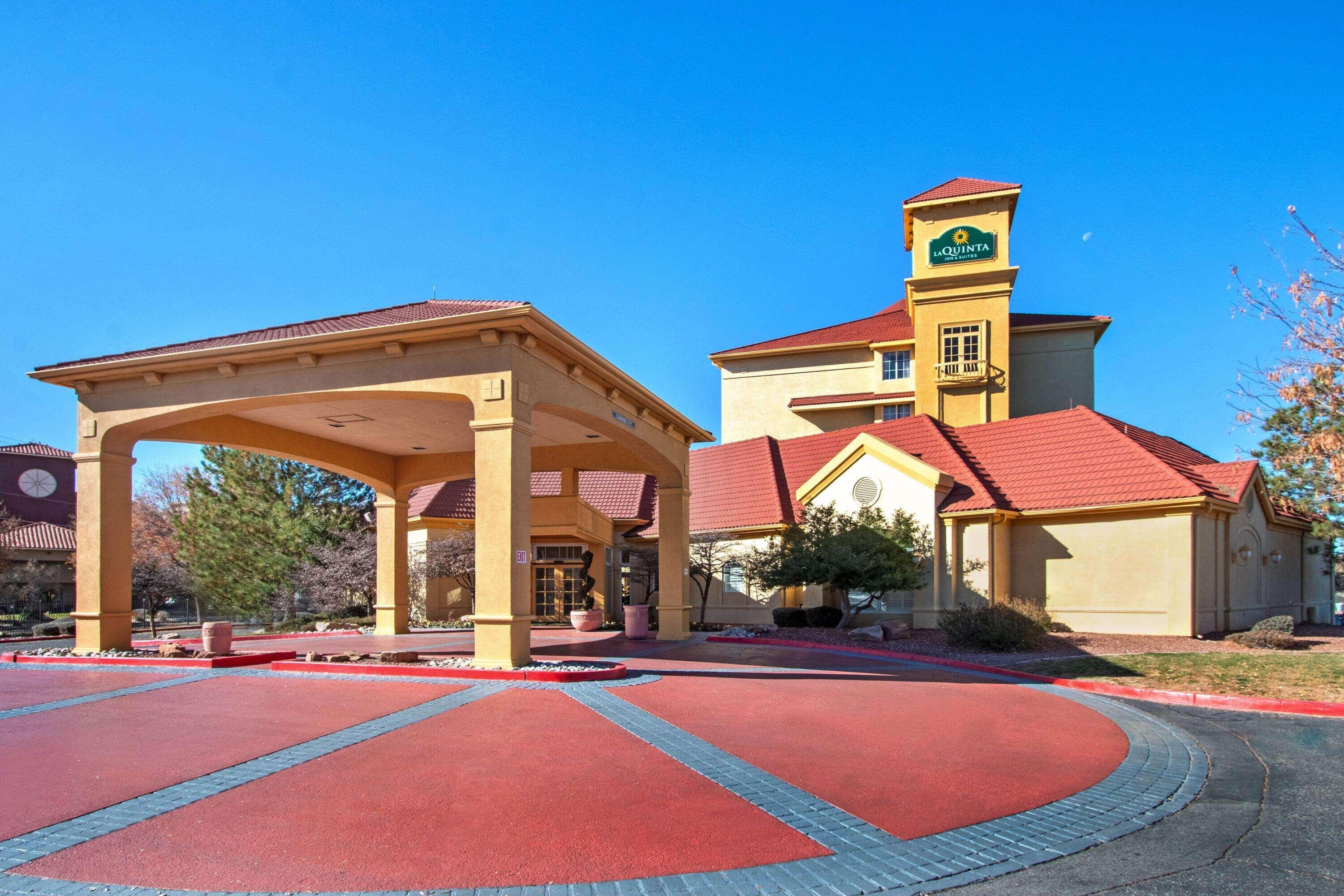 La Quinta By Wyndham Albuquerque West Hotel Exterior photo